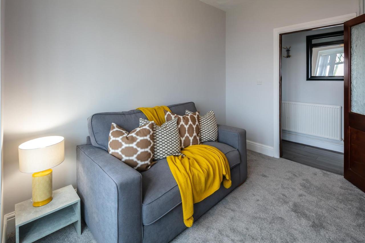 Blue Rose Cottage Бъри Порт Екстериор снимка